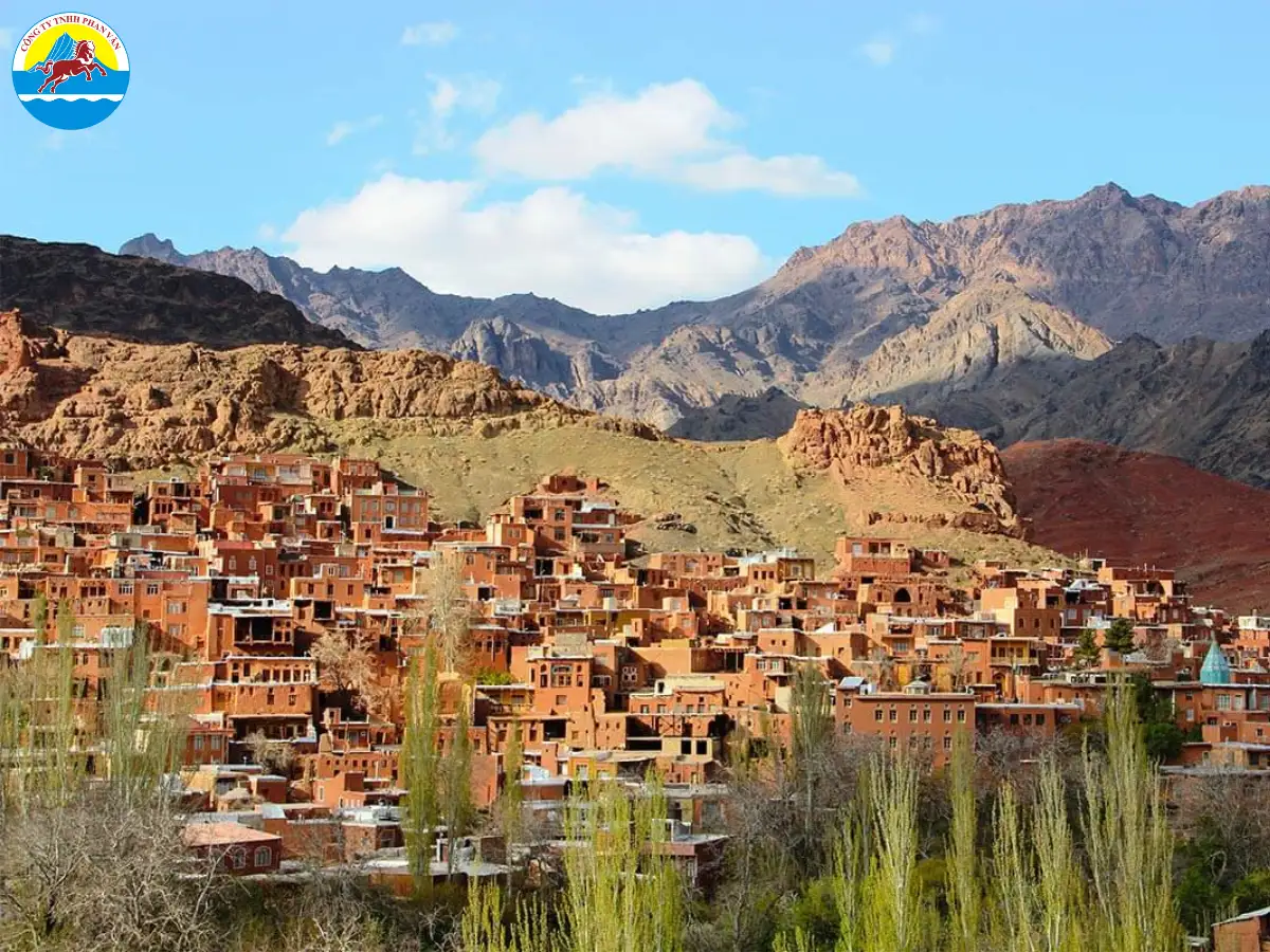 Mùa thu Iran mang đến những gam màu vàng, cam, đỏ rực rỡ