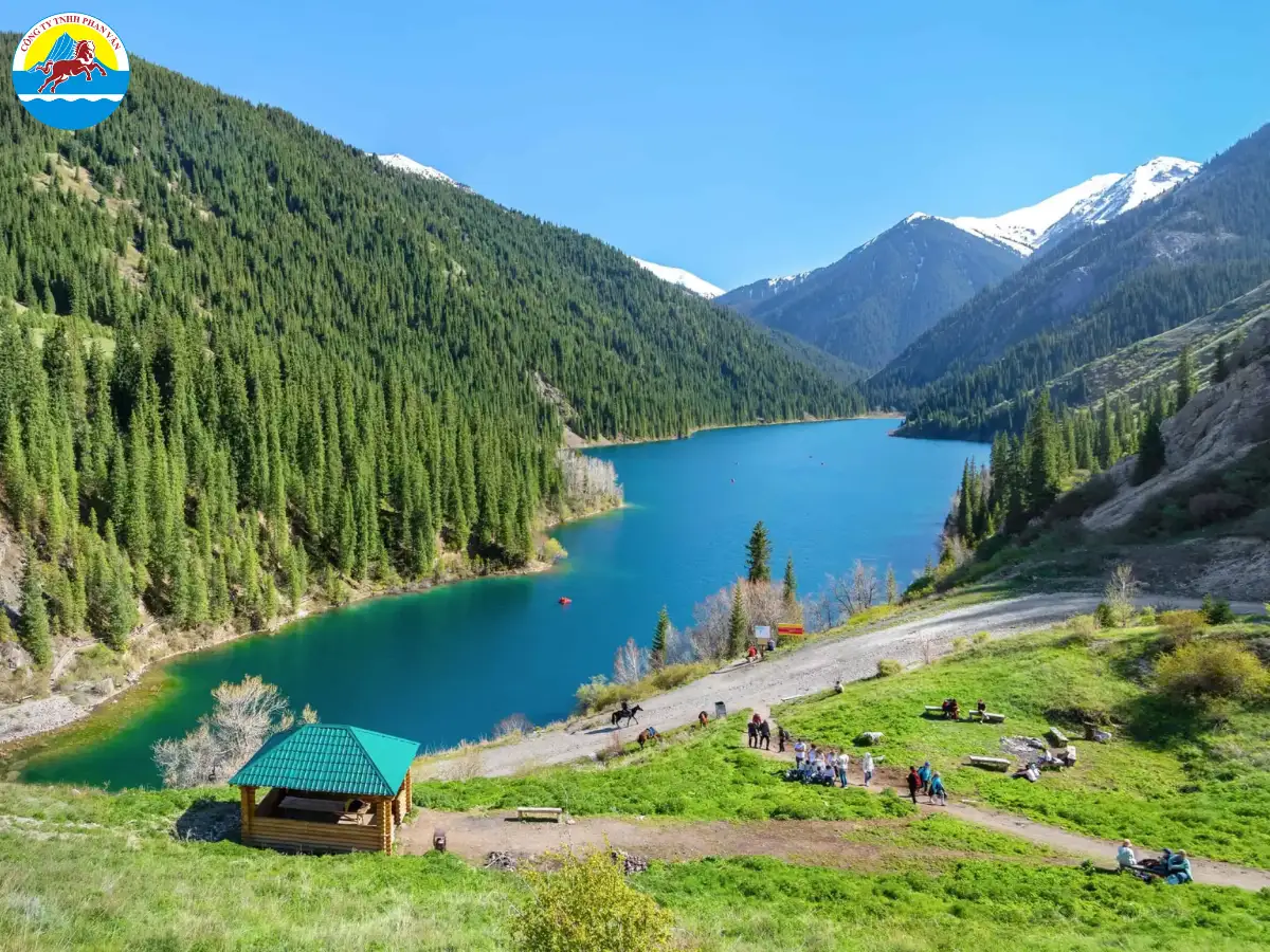 Tiện lợi và an toàn là ưu thế khi chọn tour trọn gói