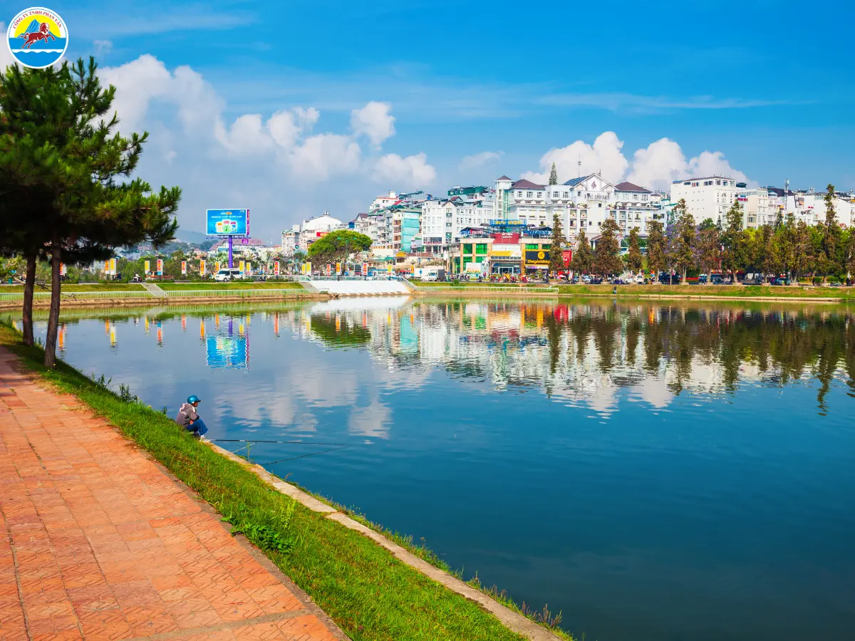 địa điểm du lịch lâm đồng​