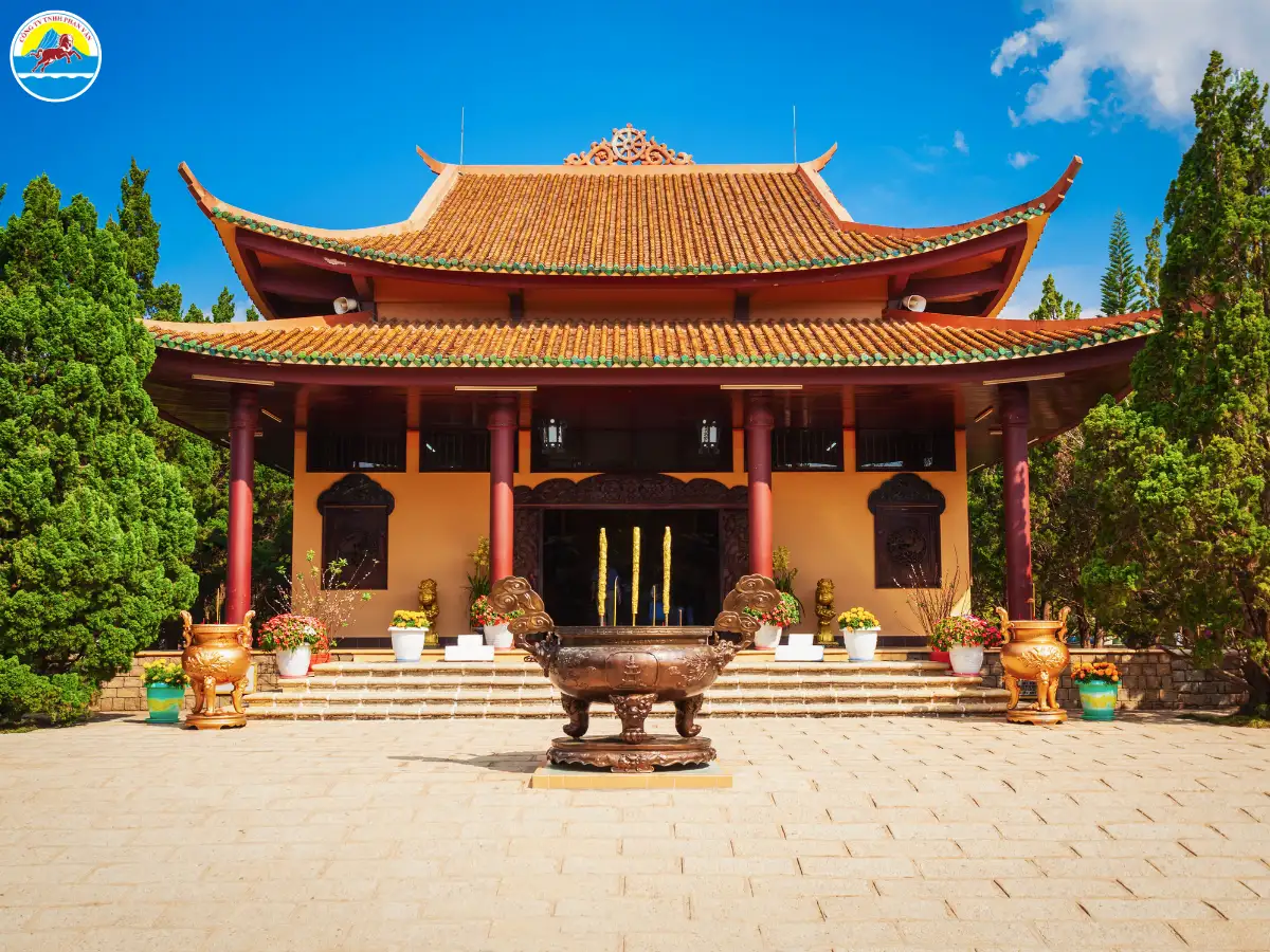 cẩm nang du lịch lâm đồng​