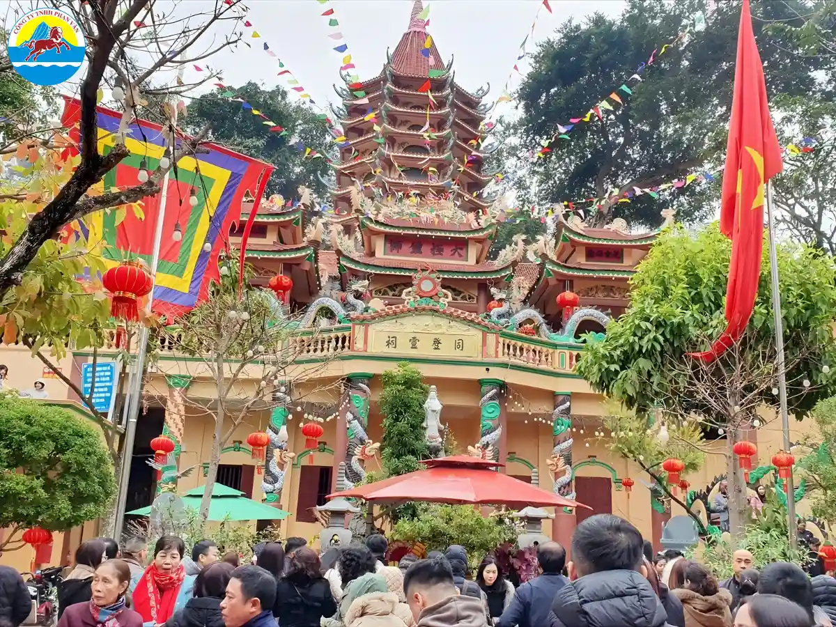 Đền Mẫu Đồng Đăng