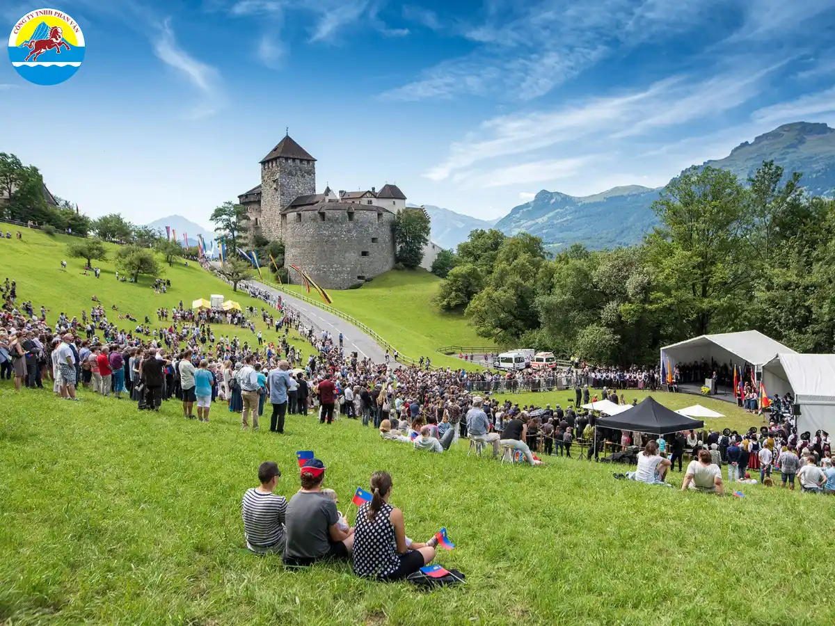 Phan Văn Travel có các tour châu Âu cao cấp và chuyên nghiệp