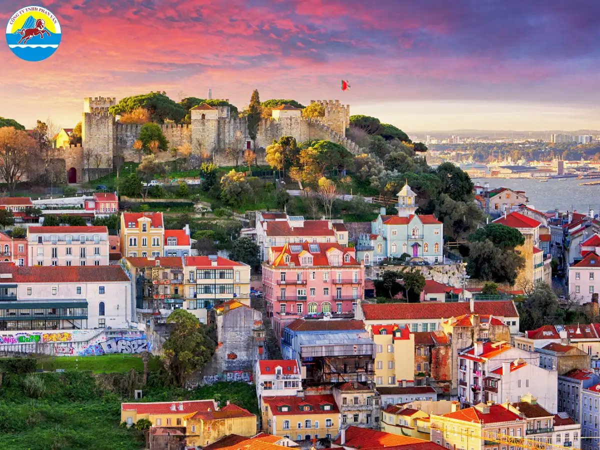 Lisbon thu hút du khách bởi tầng lớp văn hóa sâu dày và những trải nghiệm mà ít thủ đô châu Âu nào sánh được