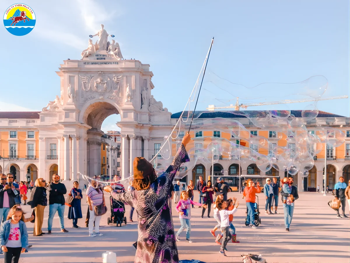 Nên đến Lisbon từ tháng 3 đến tháng 5 hoặc tháng 9 đến tháng 10