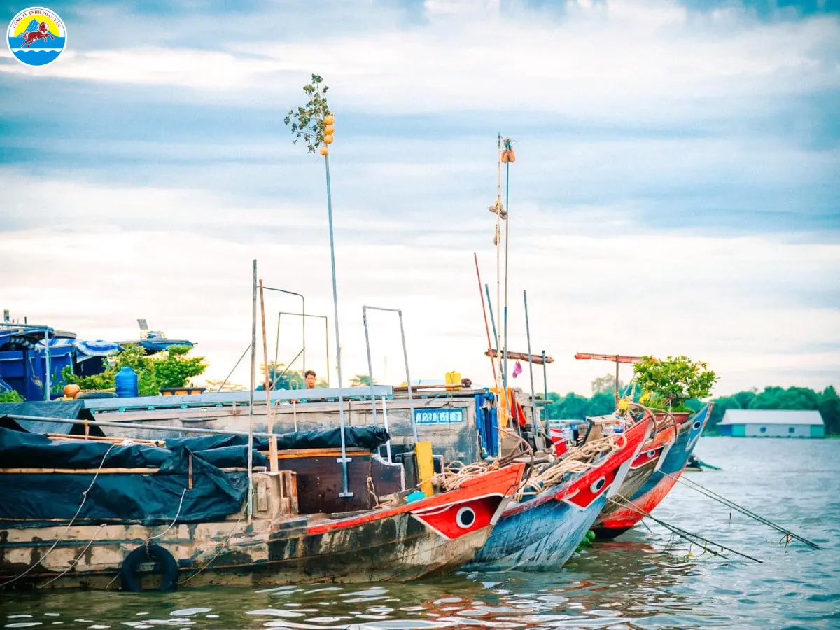 địa điểm du lịch long xuyên