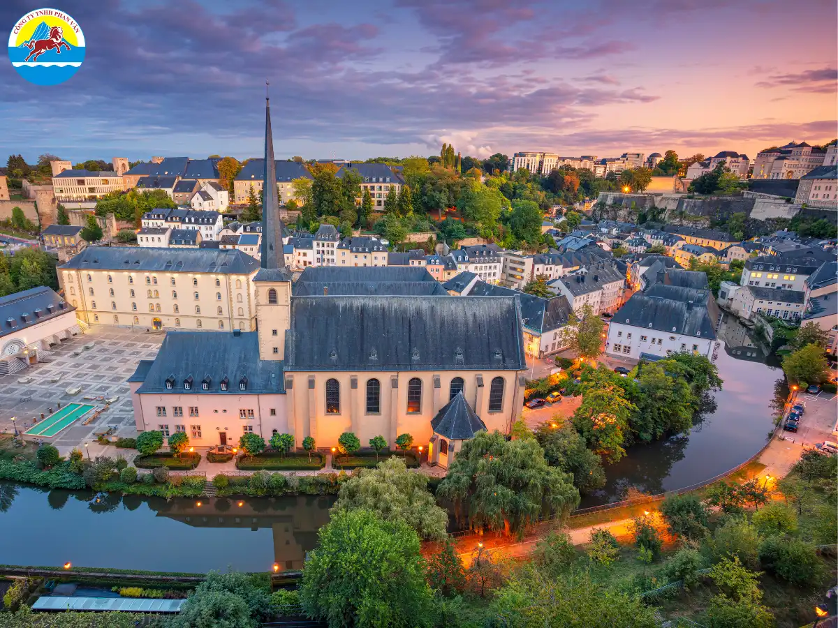 Thời điểm lý tưởng nhất để du lịch Luxembourg là vào mùa xuân và mùa thu