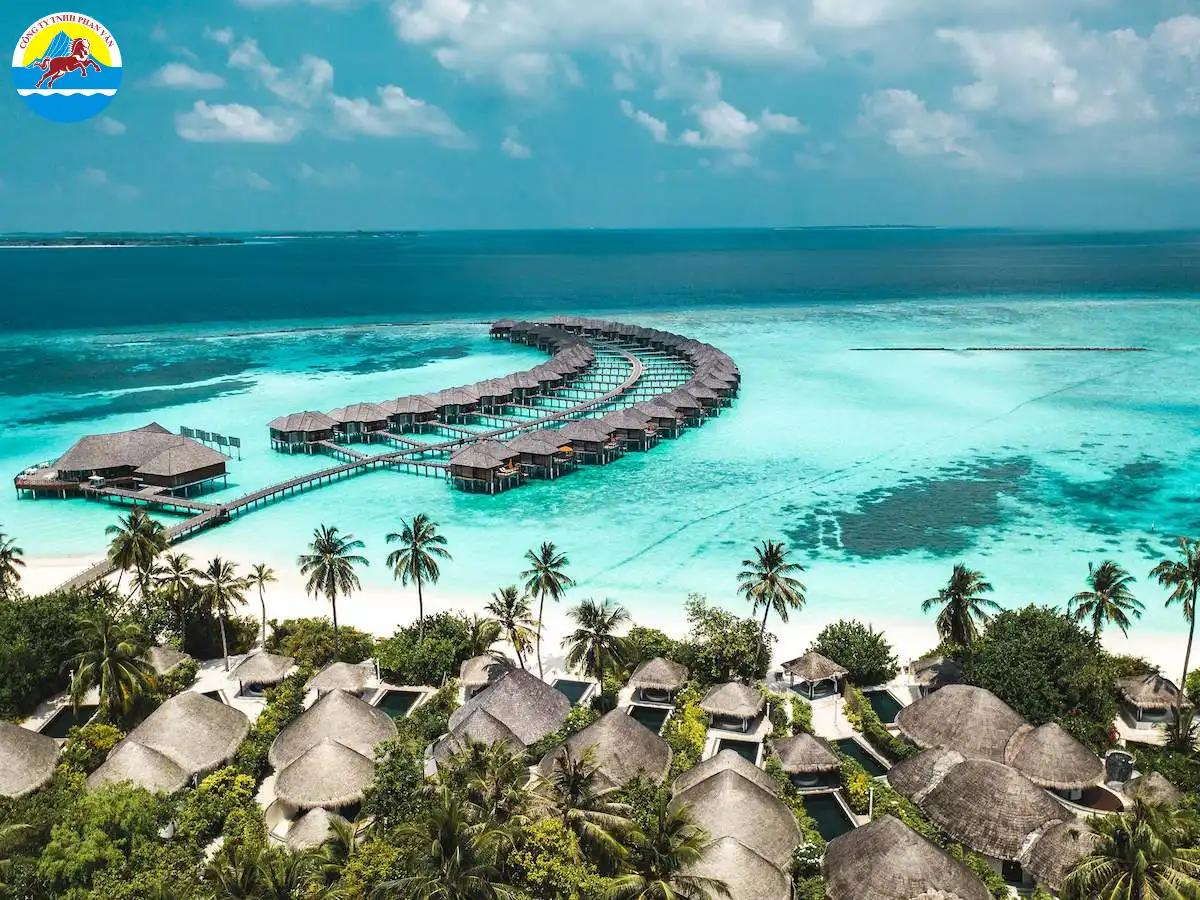 Quốc đảo Maldives​ nằm giữa Ấn Độ Dương, độc lập và theo Hồi giáo