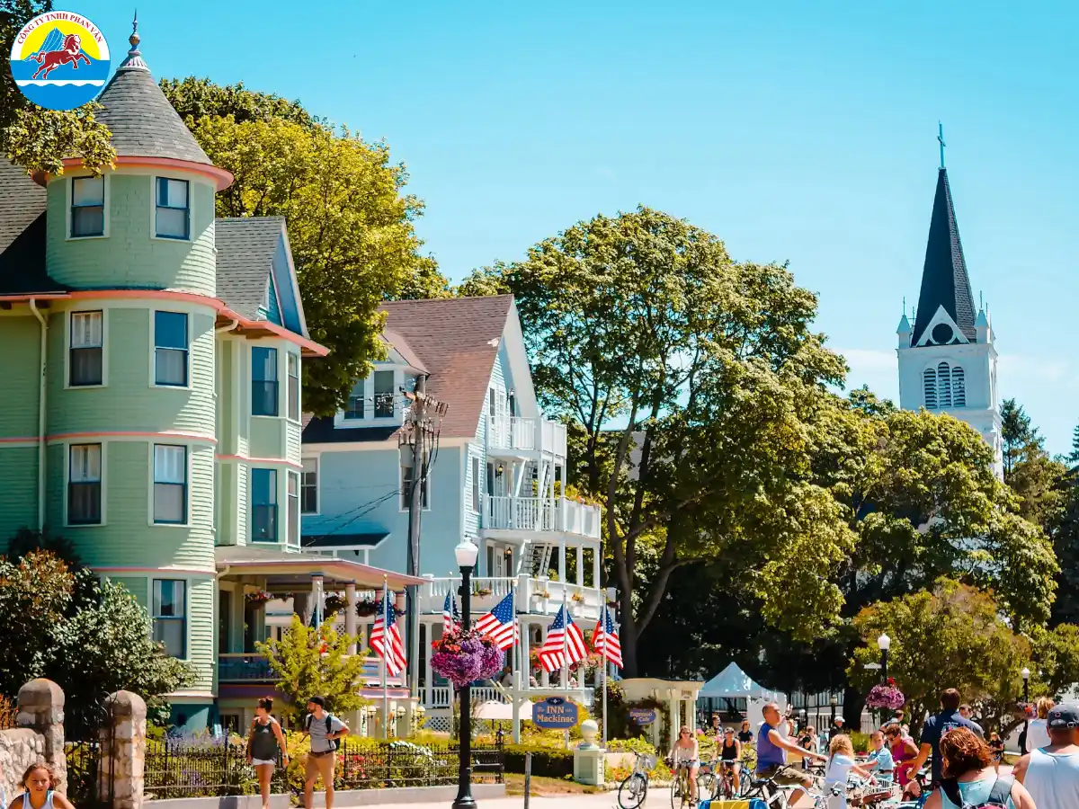 Chi phí tại Michigan thấp hơn đáng kể so với New York hoặc California