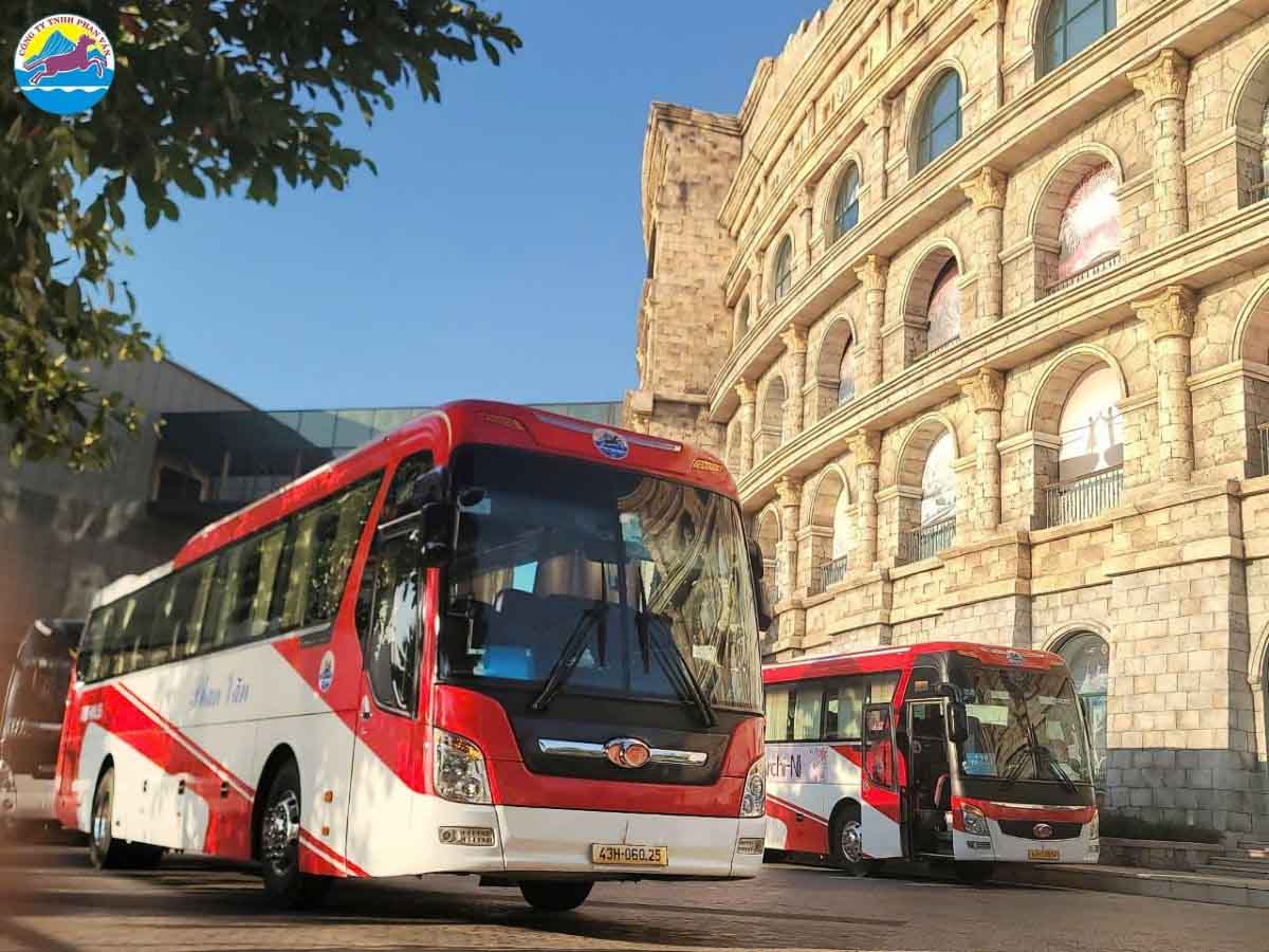 Phan Văn Travel cung cấp dàn xe đời mới mang đến sự thoải mái cho du khách