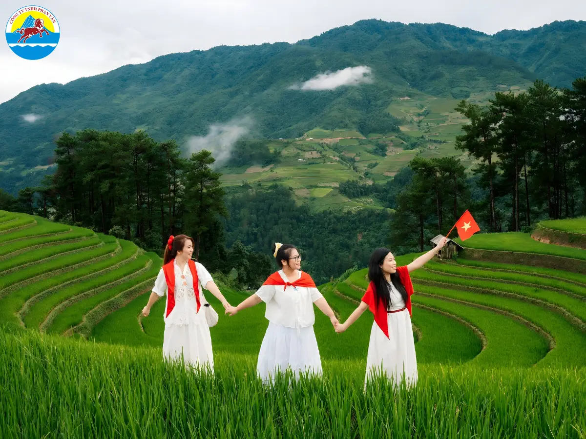 Đồi Mâm Xôi La Pán Tẩn (Mù Cang Chải)