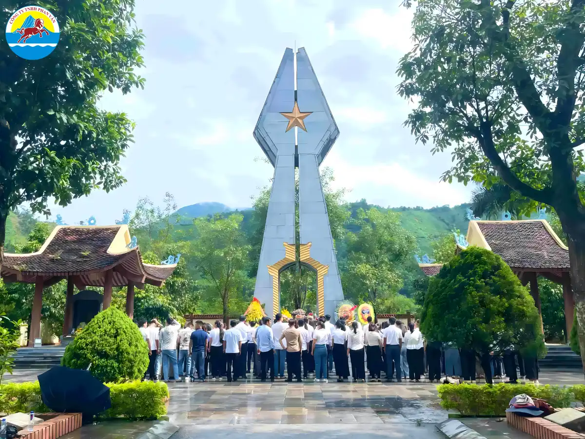 du lịch Móng Cái 3 ngày 2 đêm​