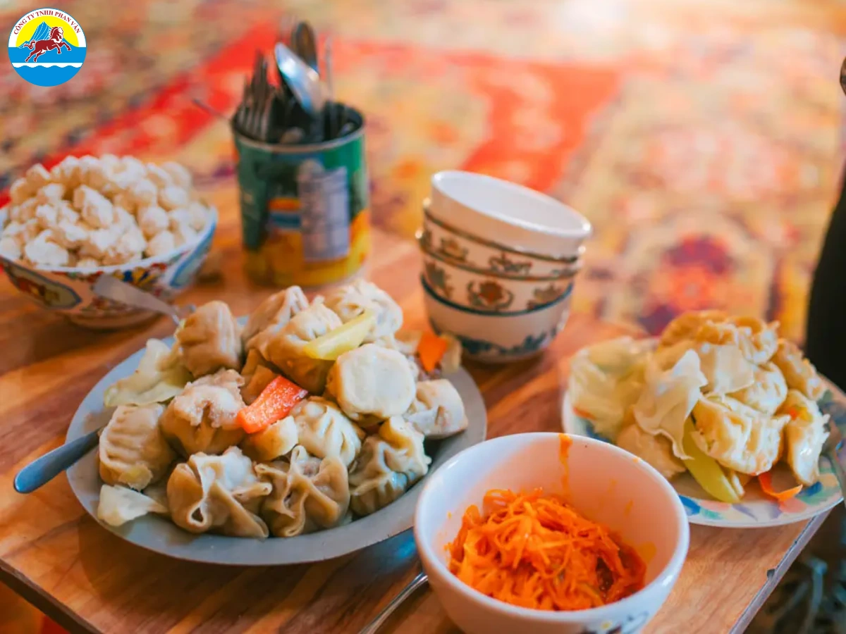 Chi phí ăn uống trung bình mỗi người khoảng 200.000 VND/ngày