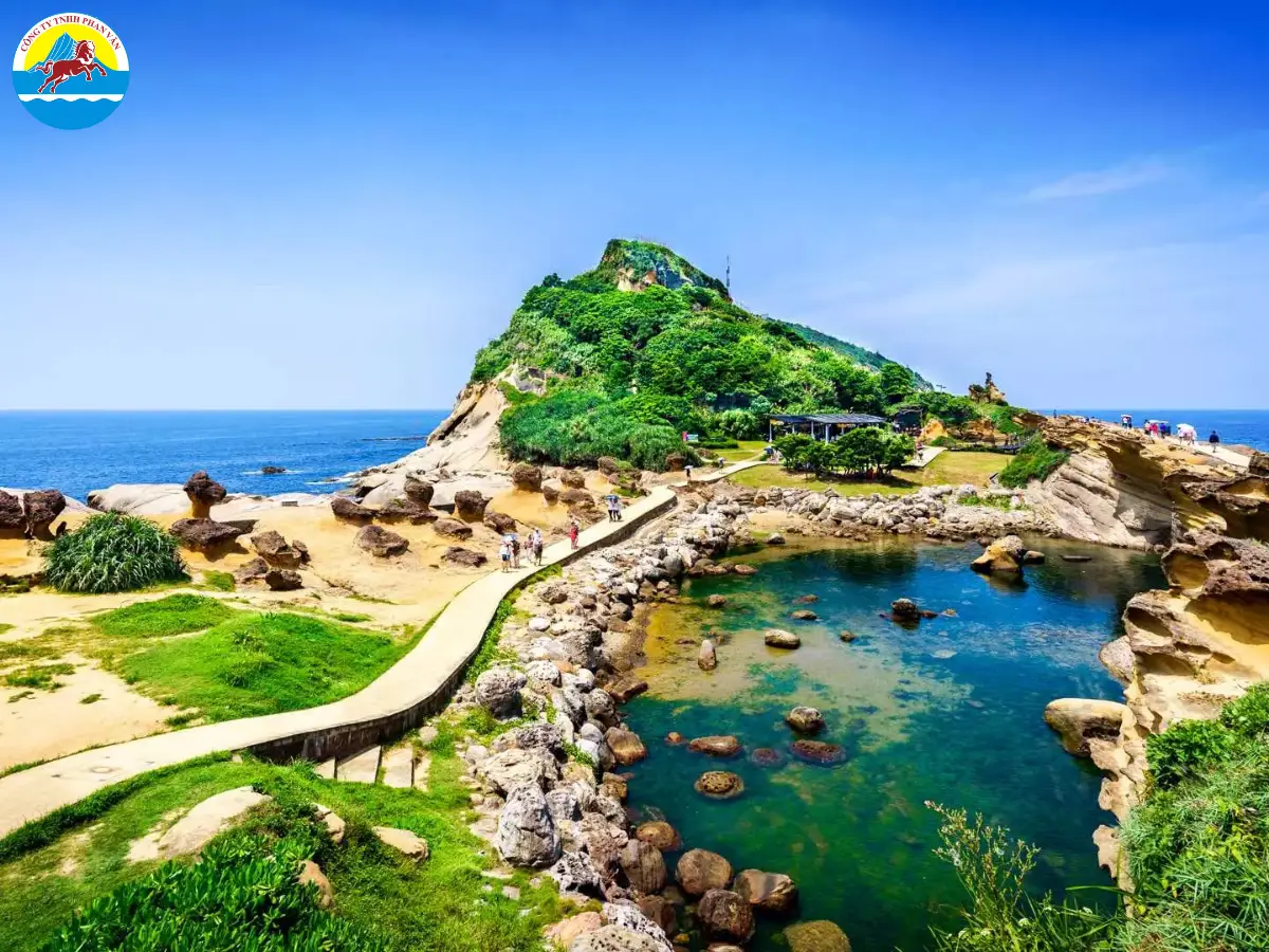 Công viên Địa chất Dã Liễu