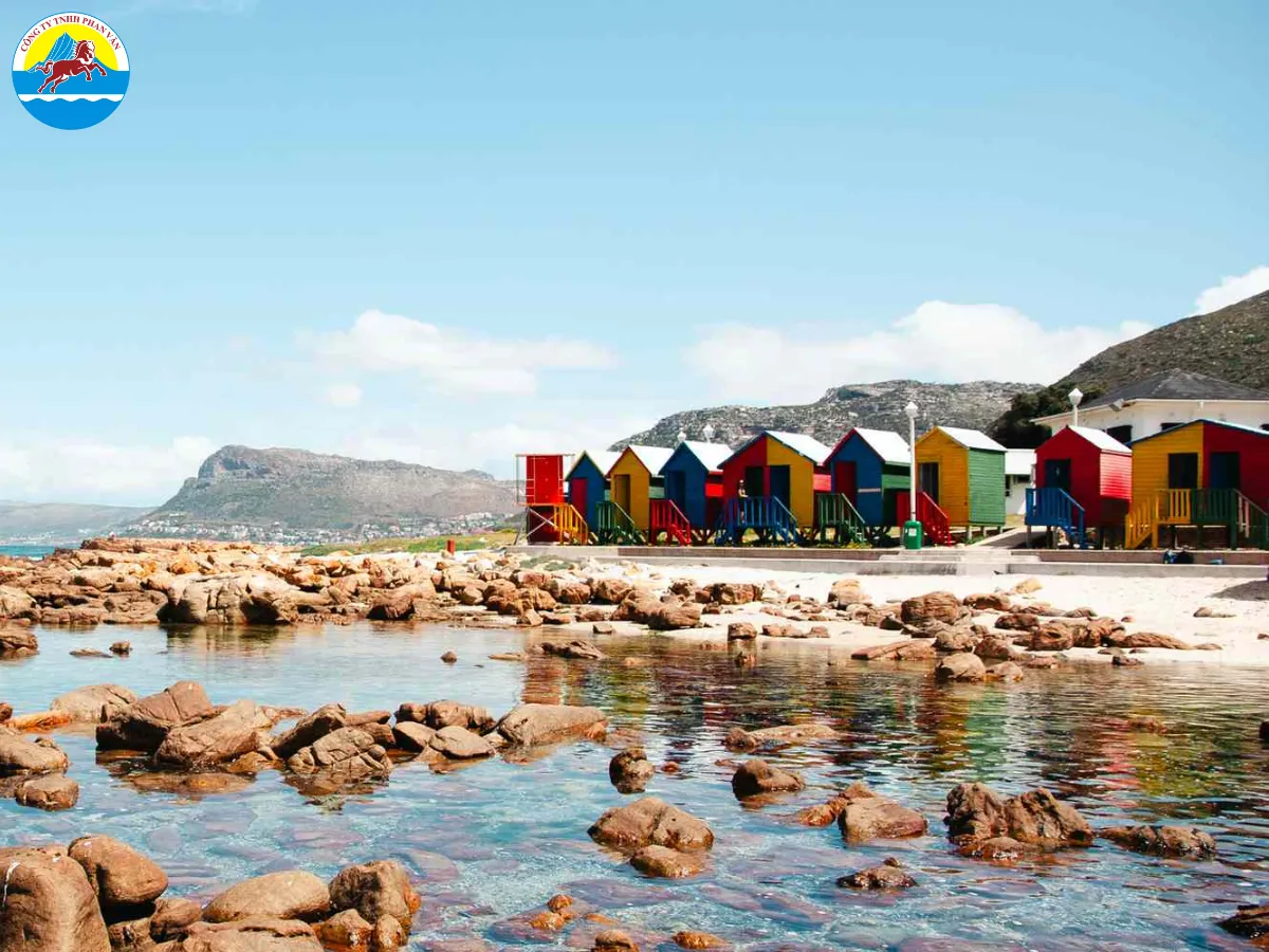 Đi theo tour sẽ an toàn hơn