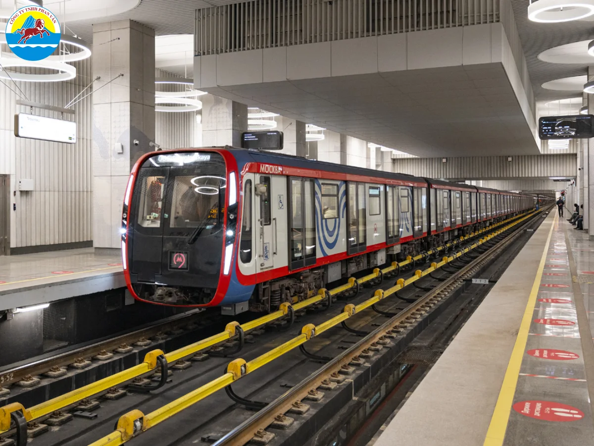 Hệ thống tàu điện ngầm ở Moscow và Saint Petersburg vừa đẹp mắt vừa hoạt động hiệu quả