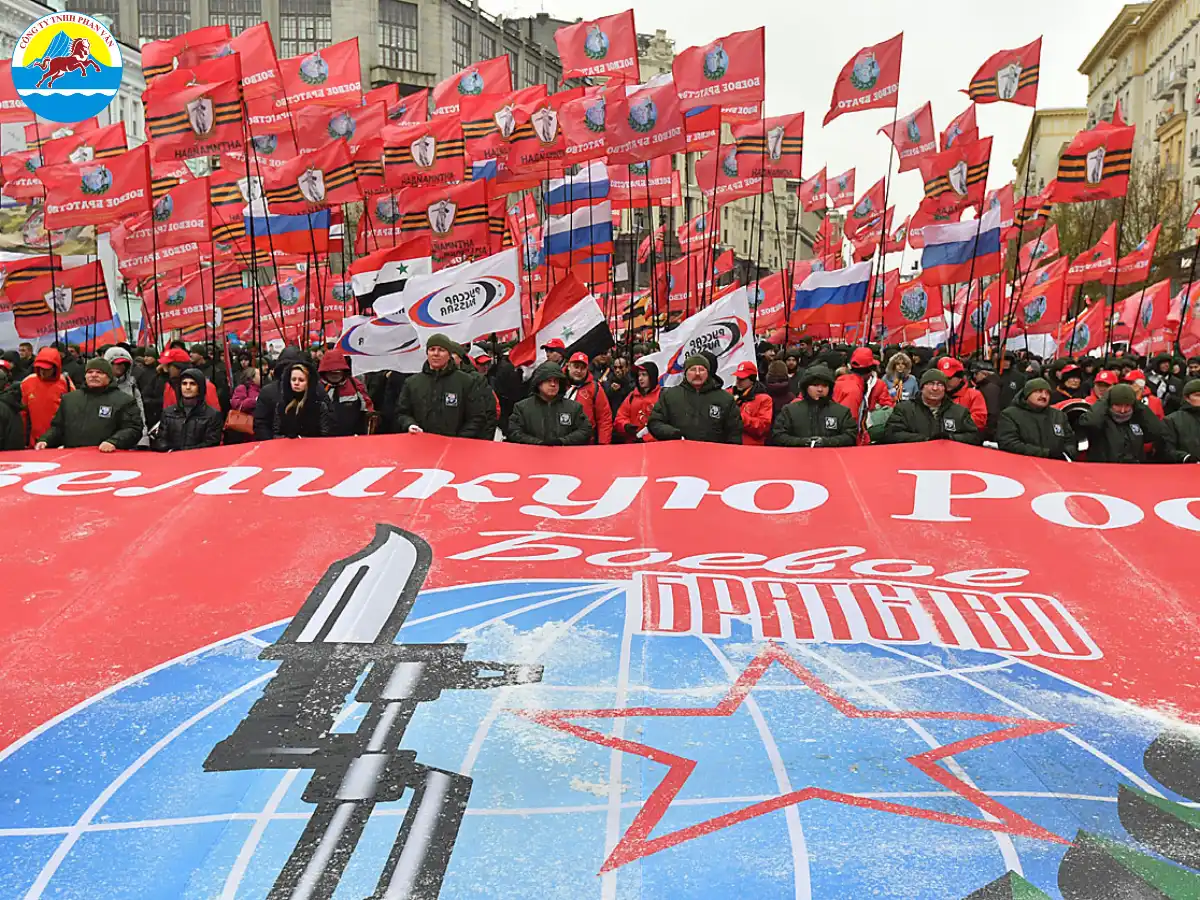 Tham dự Lễ Thống nhất