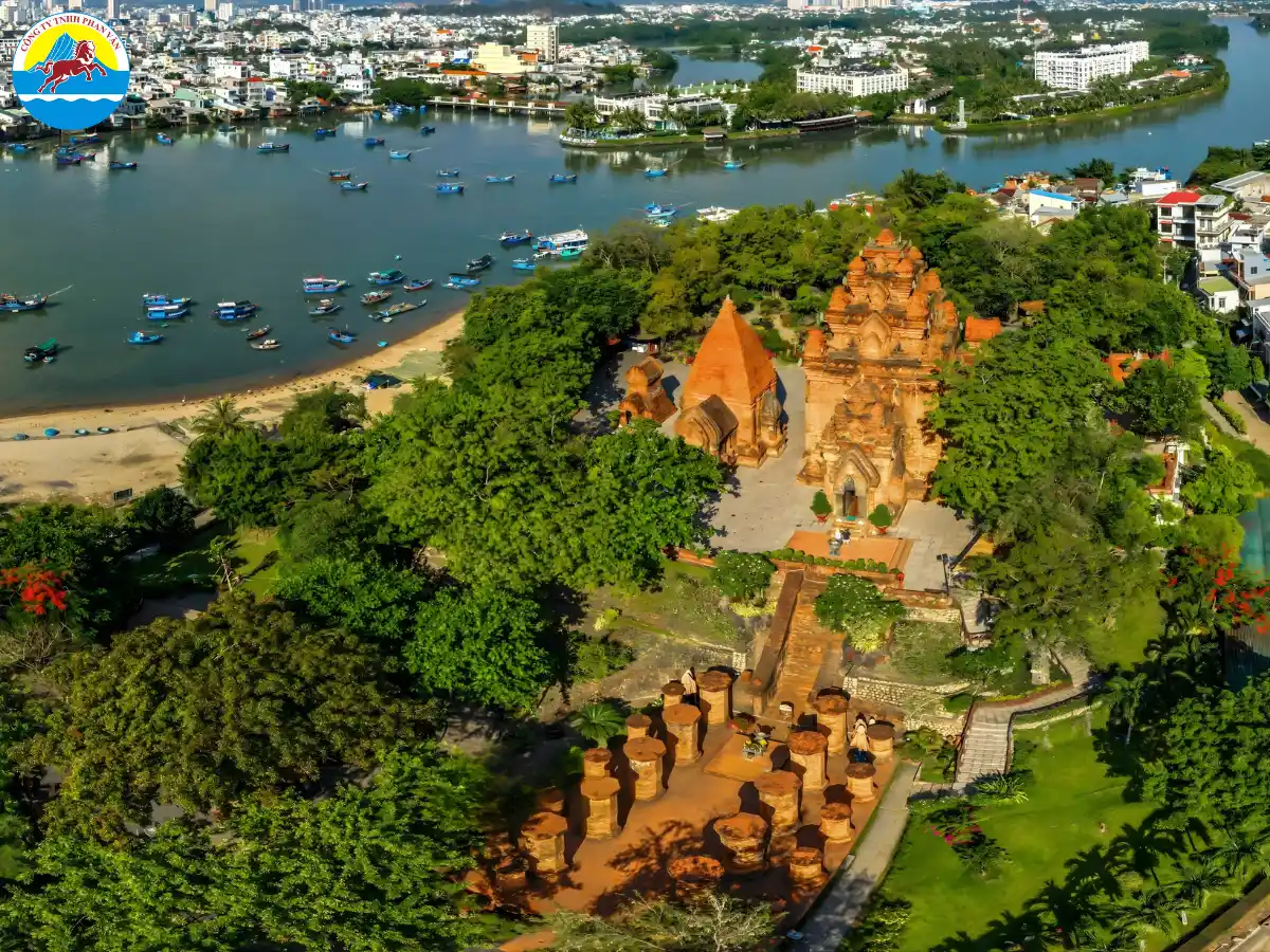 Tháp Bà Ponagar