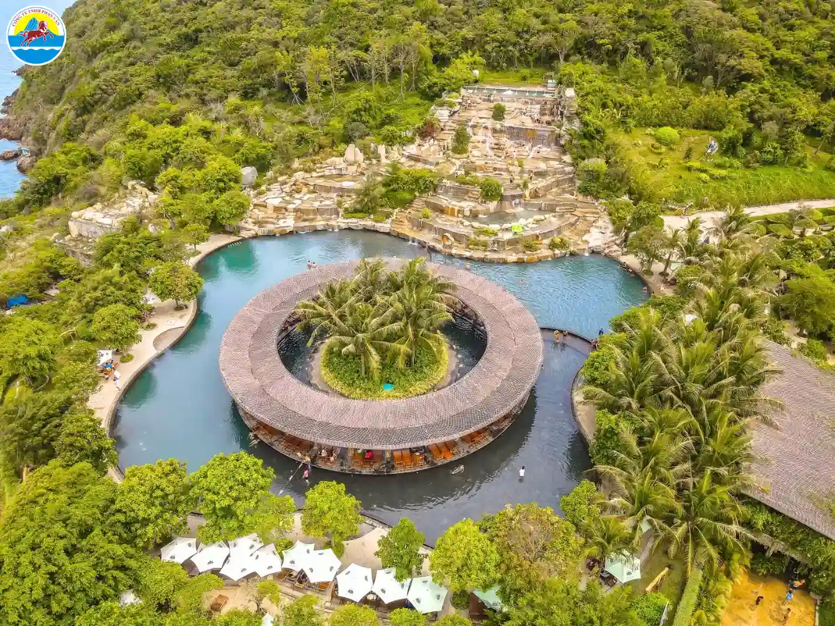 có nên đi nha trang tháng 11​
