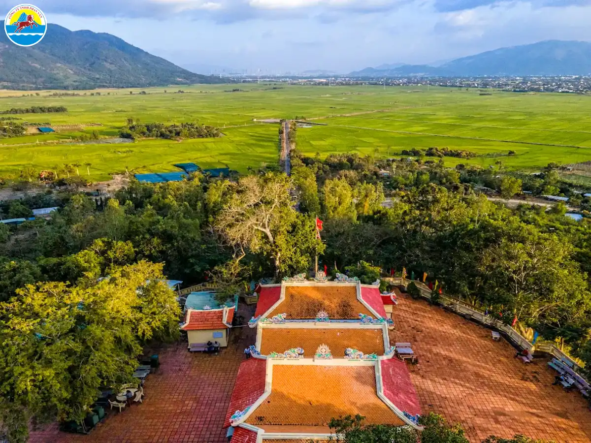đi nha trang tháng 3​