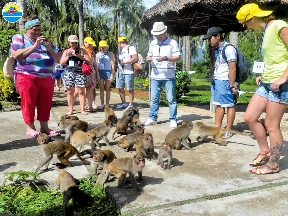 nha trang tháng 9​
