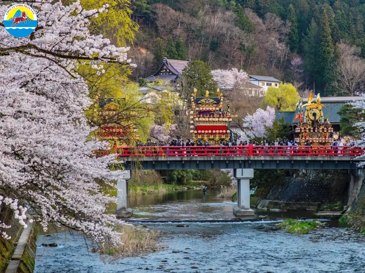 Takayama Spring Festival