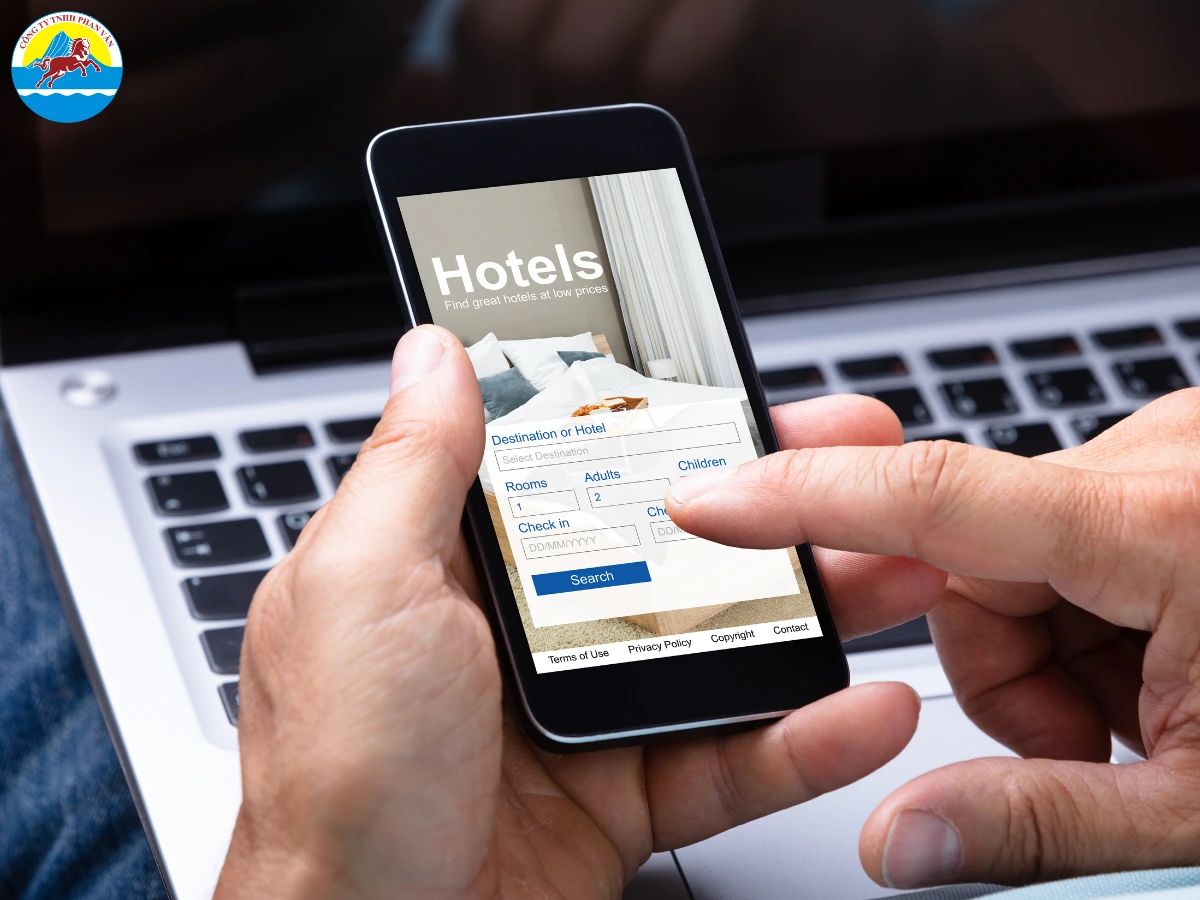 Nên đặt vé máy bay, phòng và tour trước 2 - 3 tháng