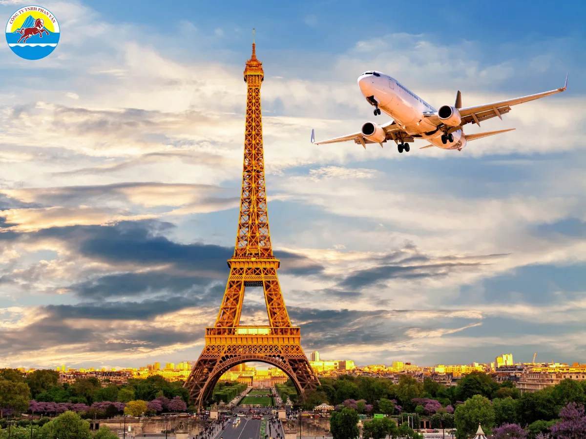 Vé máy bay chiếm tỷ trọng lớn nhất trong tổng ngân sách