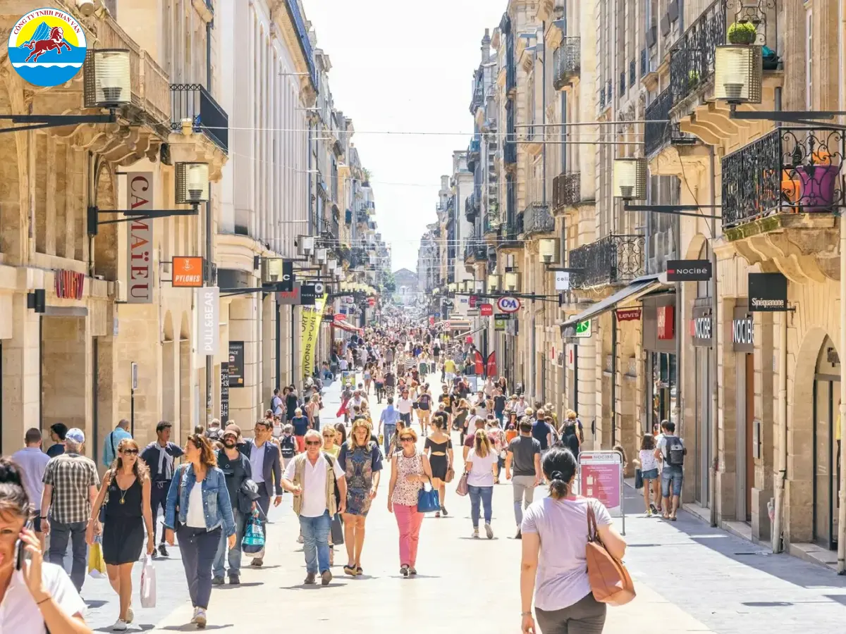 Ngân sách mua sắm hoàn toàn tùy thuộc vào "độ chịu chi" của bạn