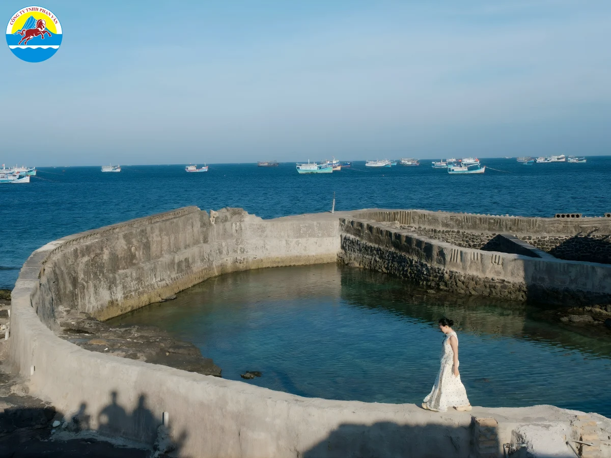 du lịch Phú Quý 2 ngày 1 đêm​