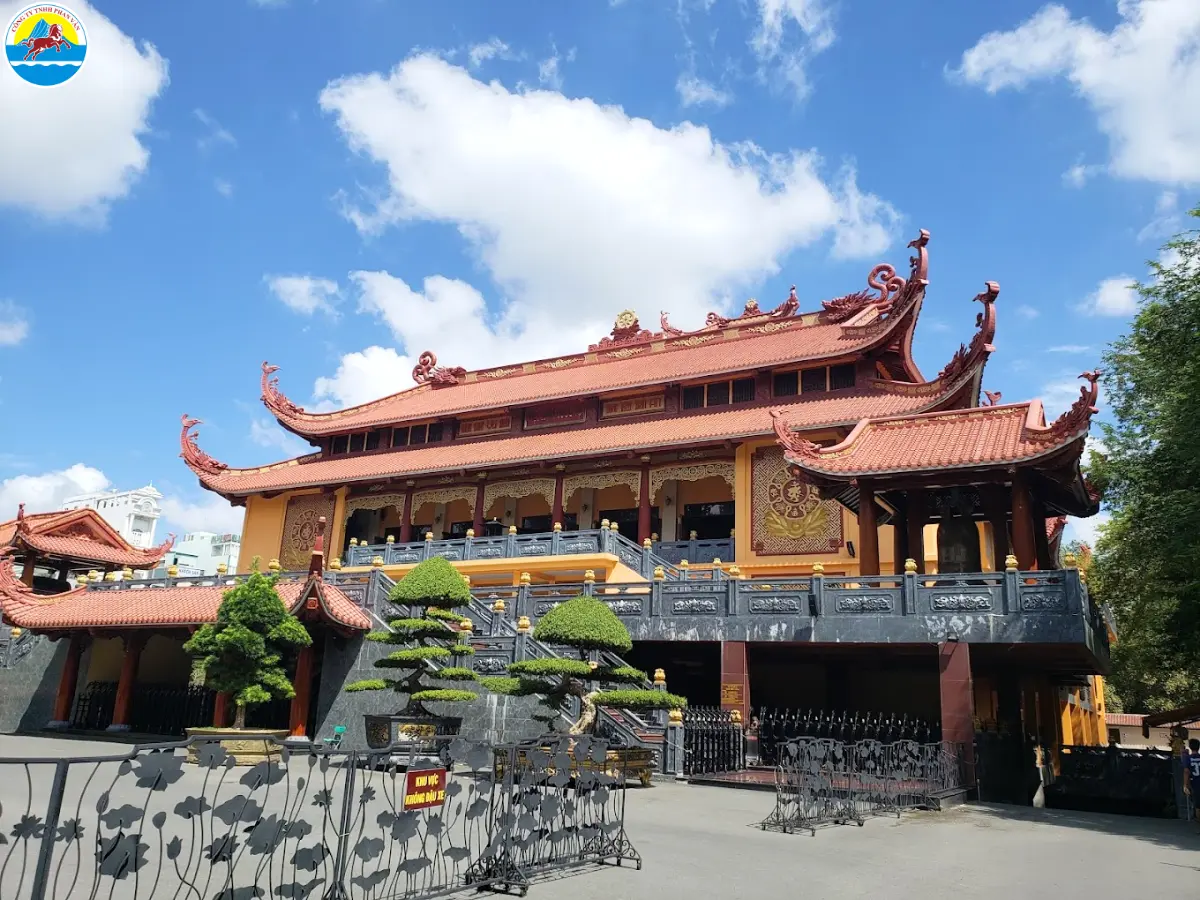 du lịch quận 10