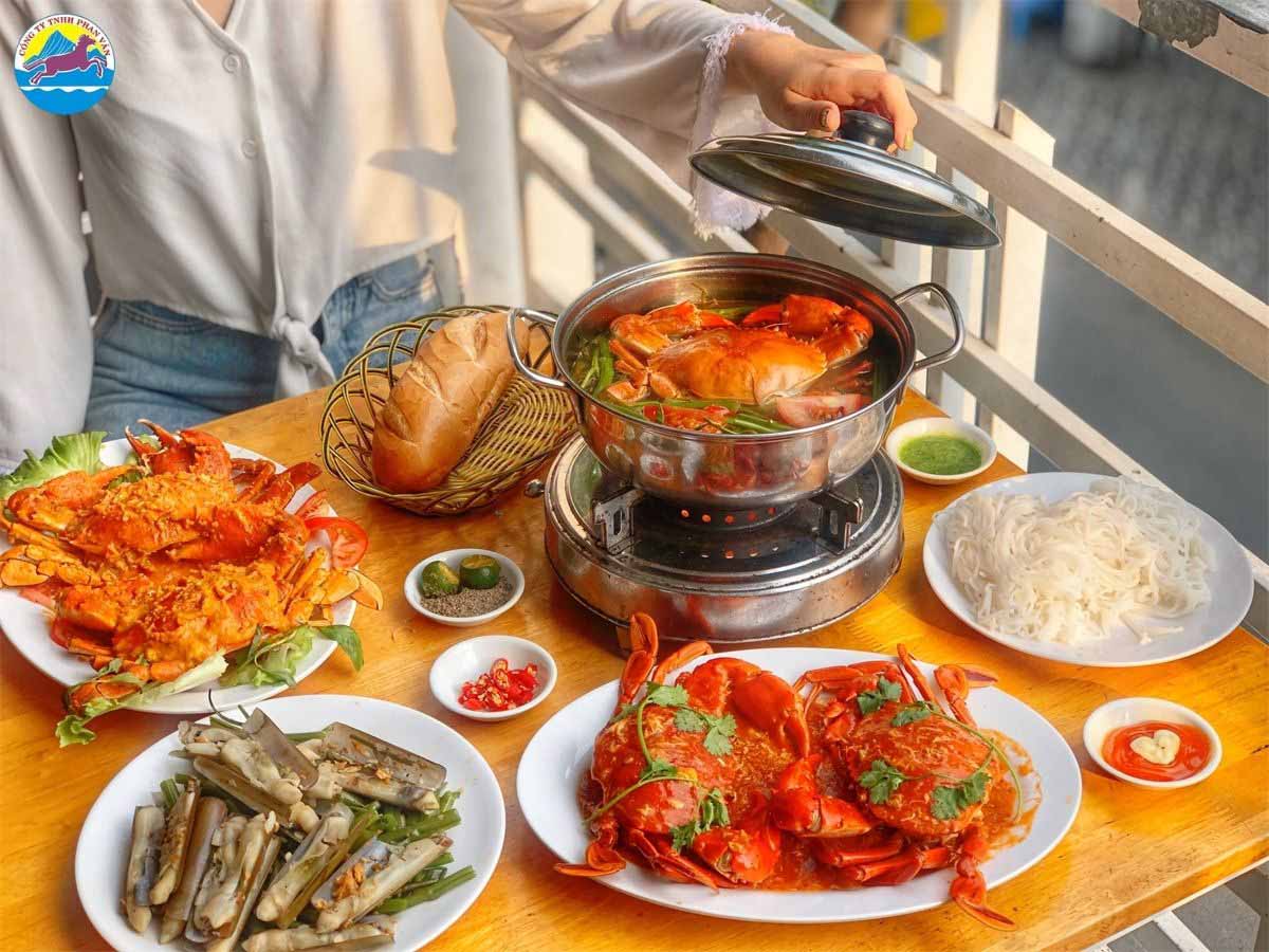 Hải sản tươi ngon tại biển Nhật Lệ