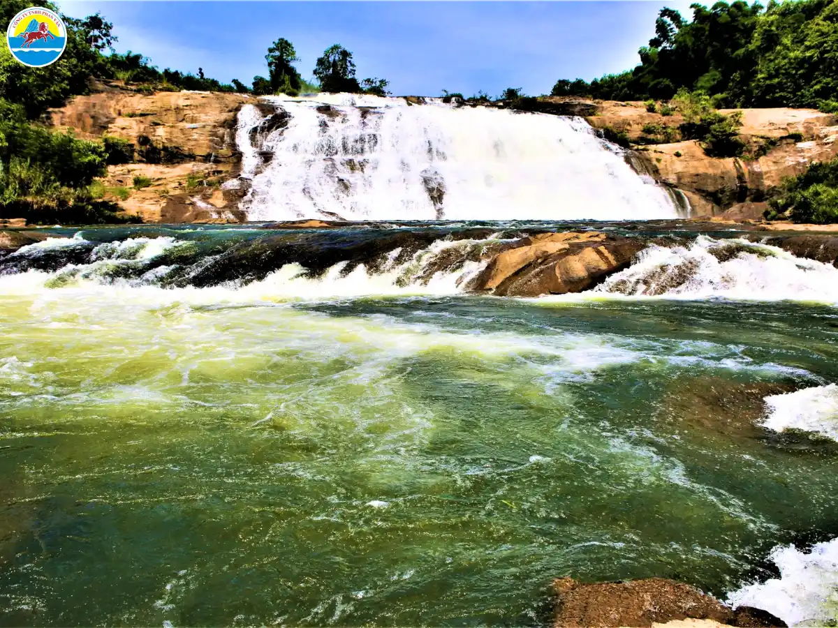 du lịch quế phong nghệ an​