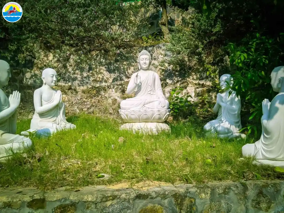 đi quy nhơn tháng 3​