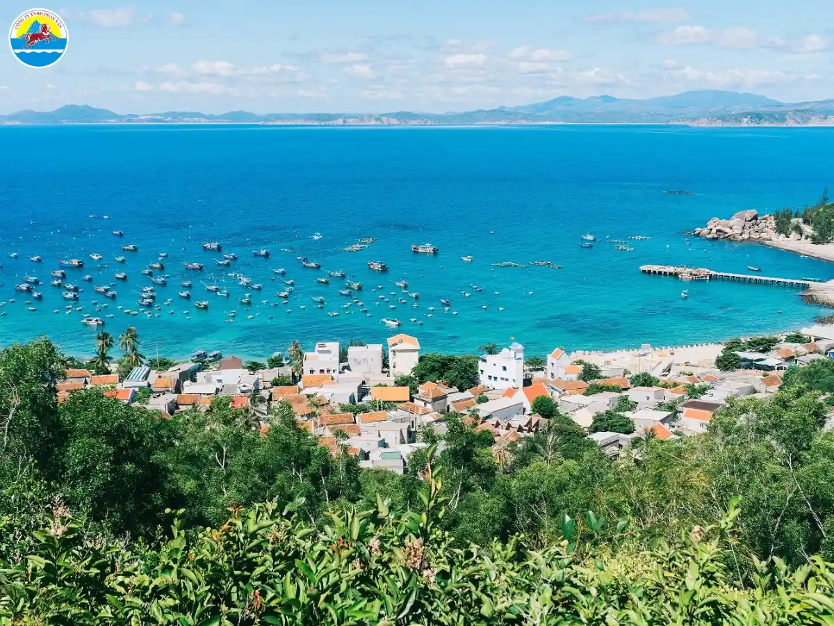 có nên đi quy nhơn tháng 10