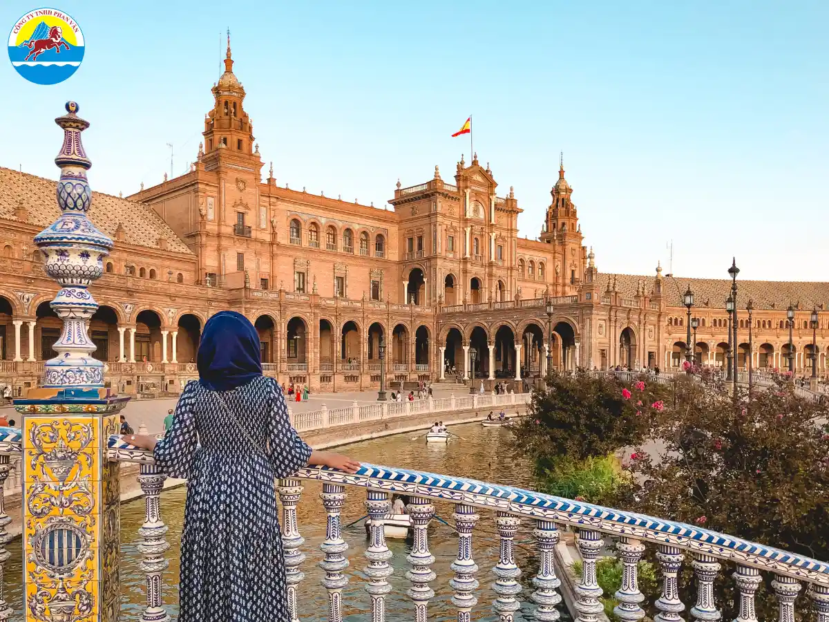 Phan Văn Travel chuyên tổ chức các tour du lịch Seville cao cấp