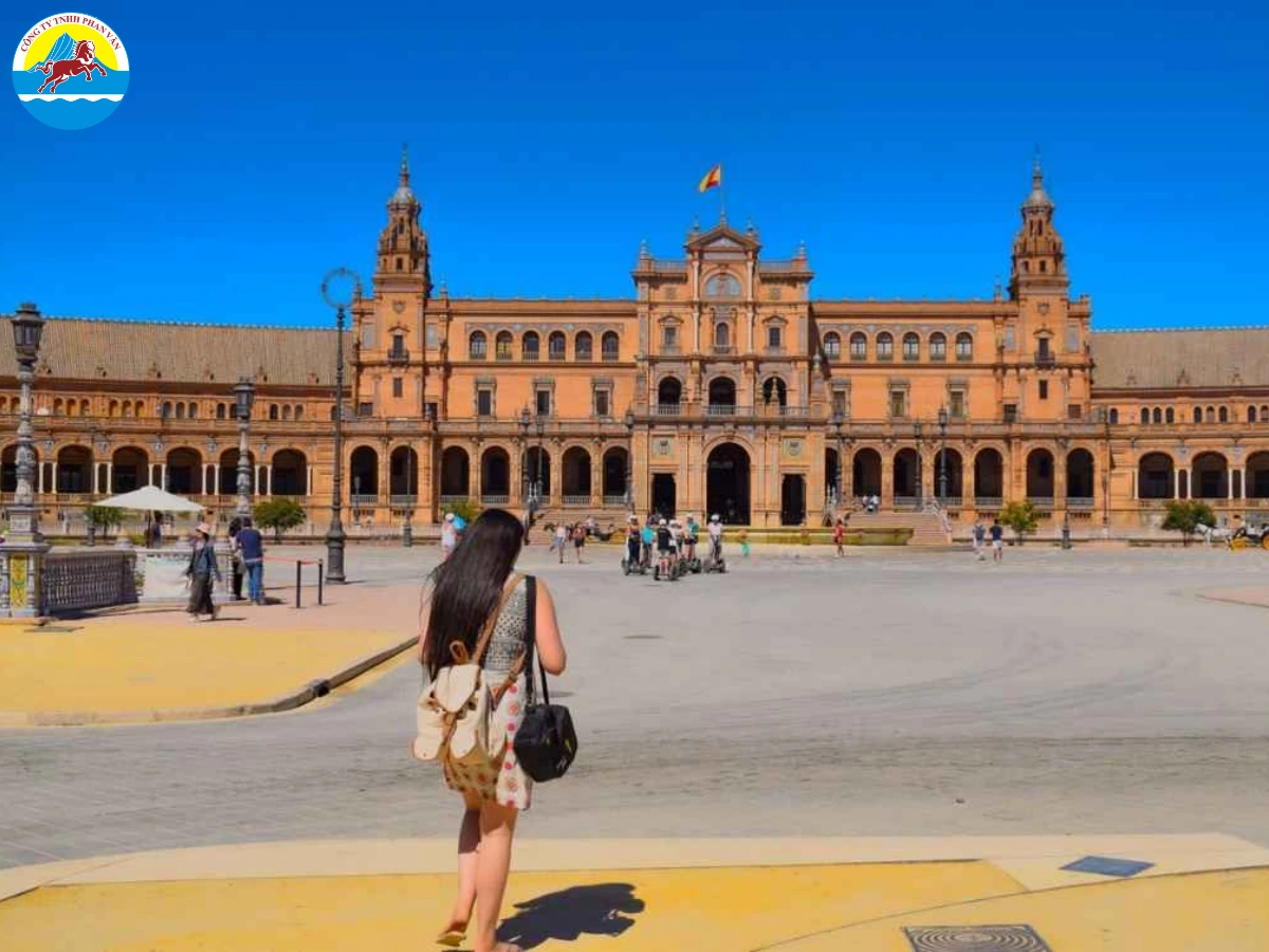 Khí hậu ở Seville mang đậm nét Địa Trung Hải khô nóng