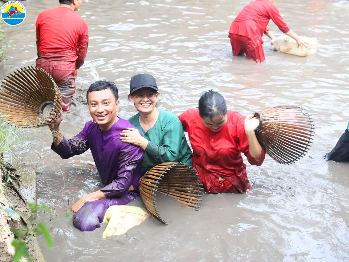 du lịch miệt vườn vĩnh long