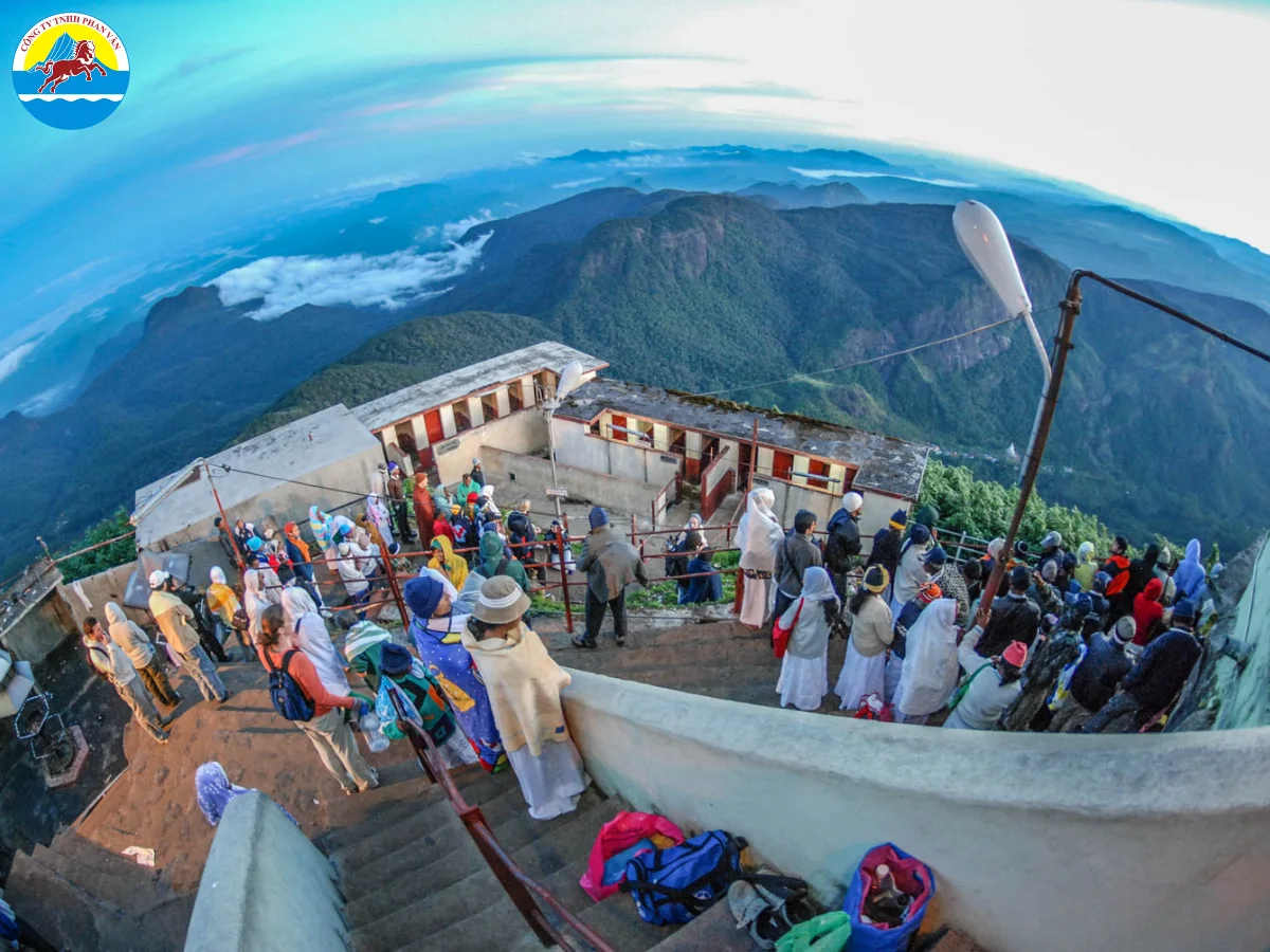 Núi Adam's Peak