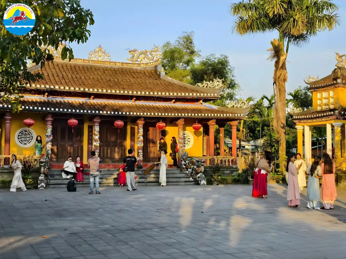 Văn Thánh Khổng Miếu