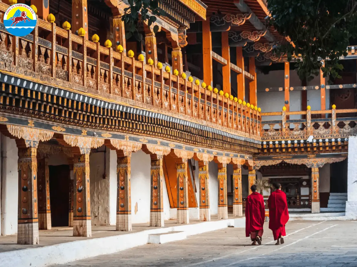 Mùa thu mang đến không gian thanh tịnh và trang nghiêm