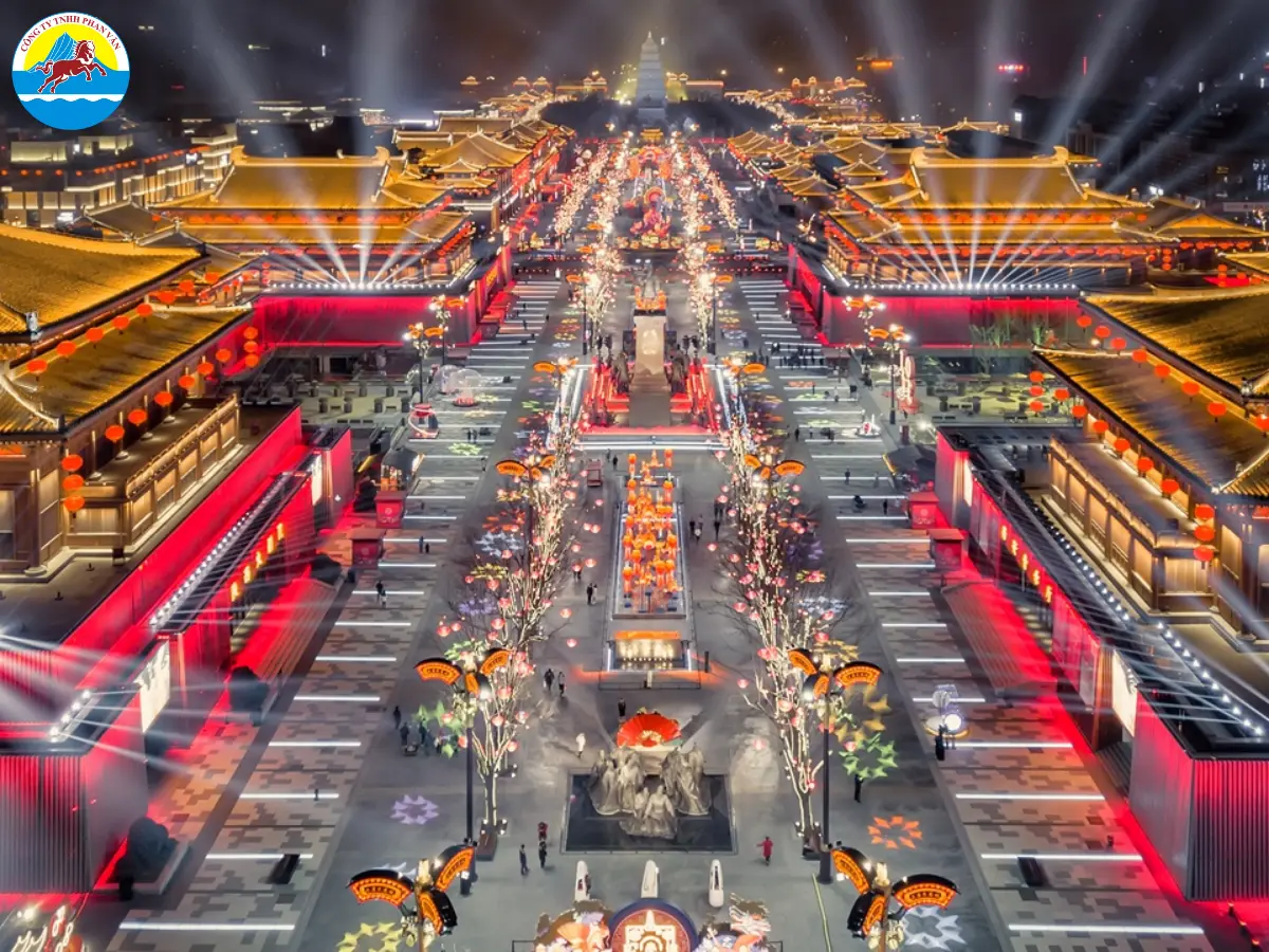 Bên trong Tường thành cổ