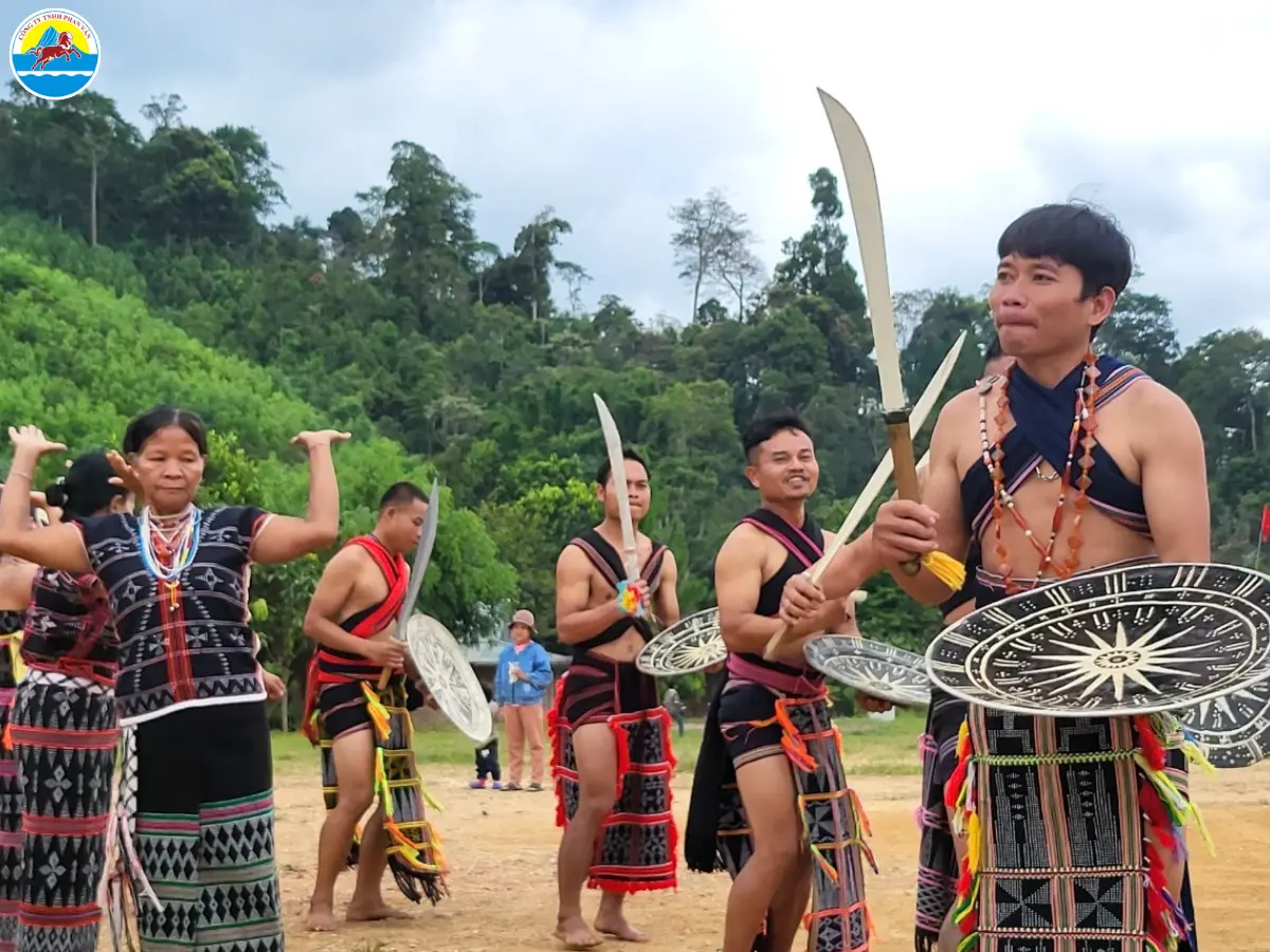 tây giang quảng nam có gì