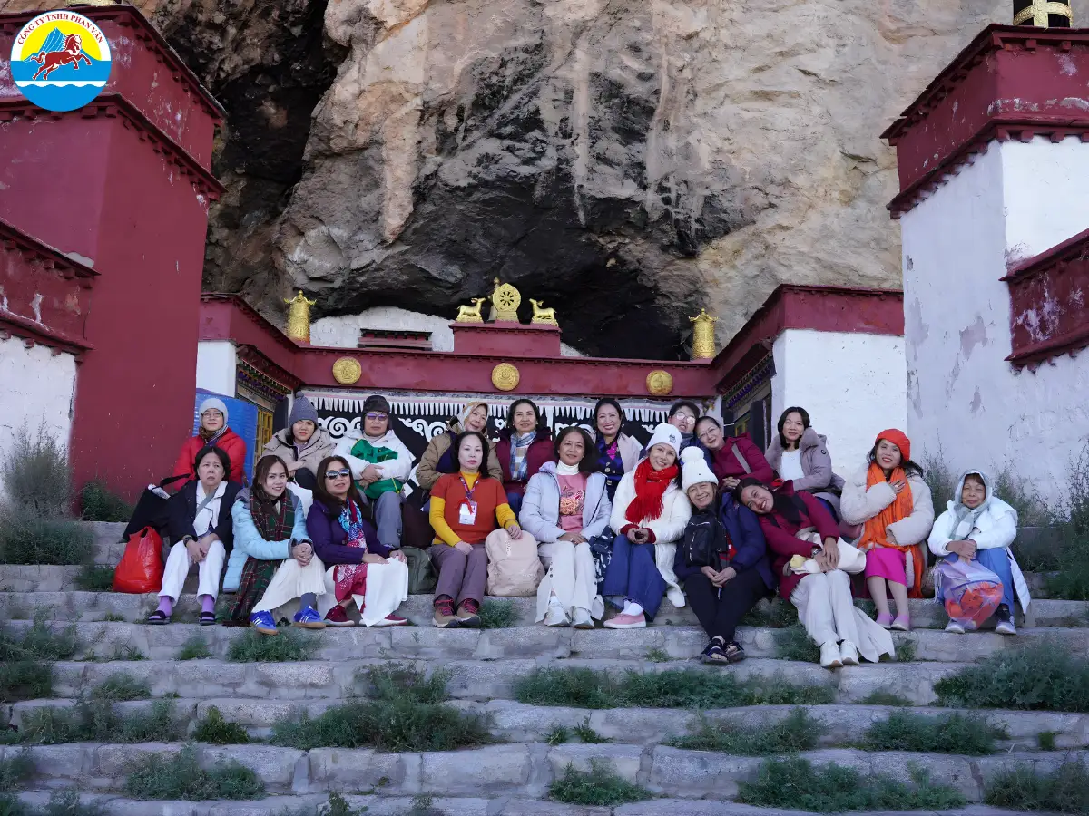 Phan Văn Travel chuyên tổ chức các tour Tây Tạng uy tín