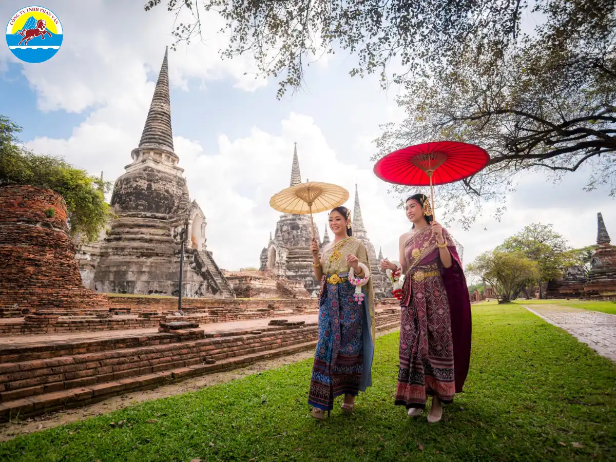 Nếu bạn muốn một chuyến đi an toàn, tiết kiệm hãy lựa chọn Phan Văn Travel
