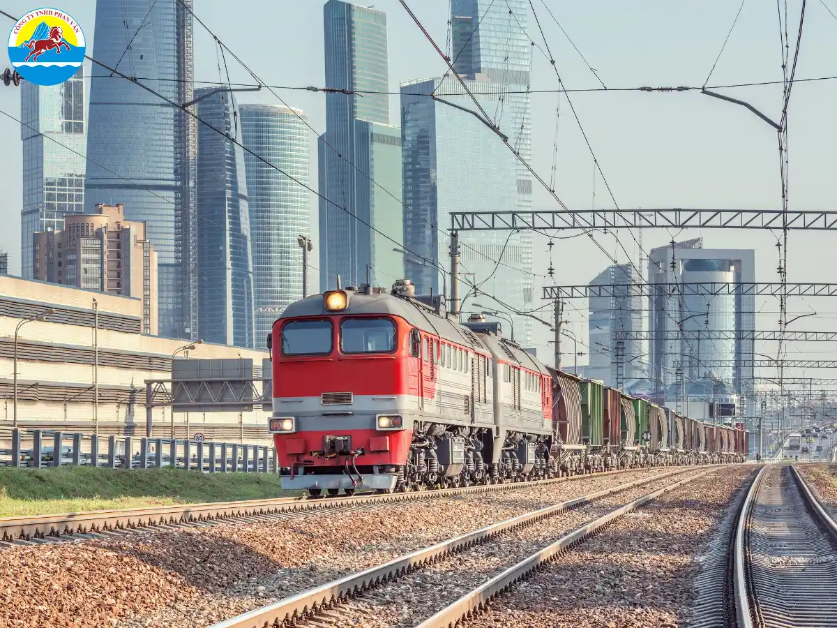 Trong Thành Đô, tàu điện ngầm là phương tiện tiện lợi nhất vì mạng lưới rộng khắp