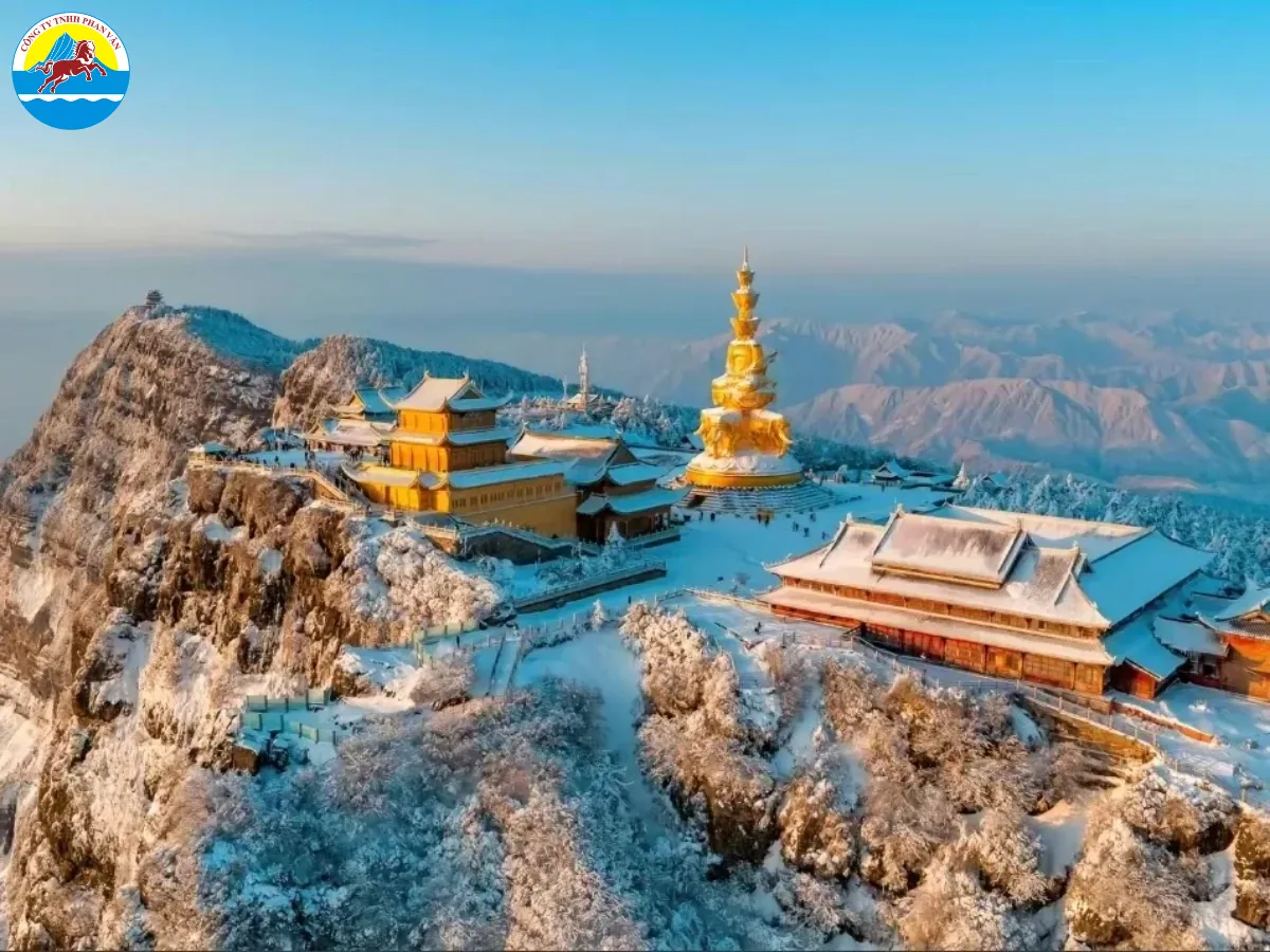 Núi Nga Mi là một trong Tứ đại Phật giáo danh sơn của Trung Quốc