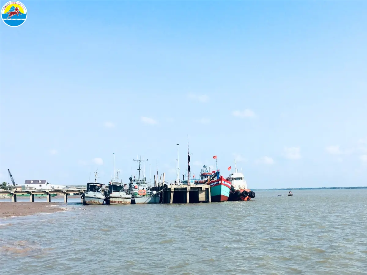 du lịch trần đề