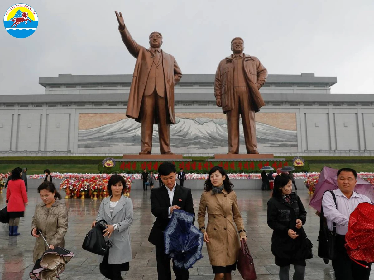 Trang phục thể hiện sự tôn trọng văn hóa và các nhân vật lịch sử