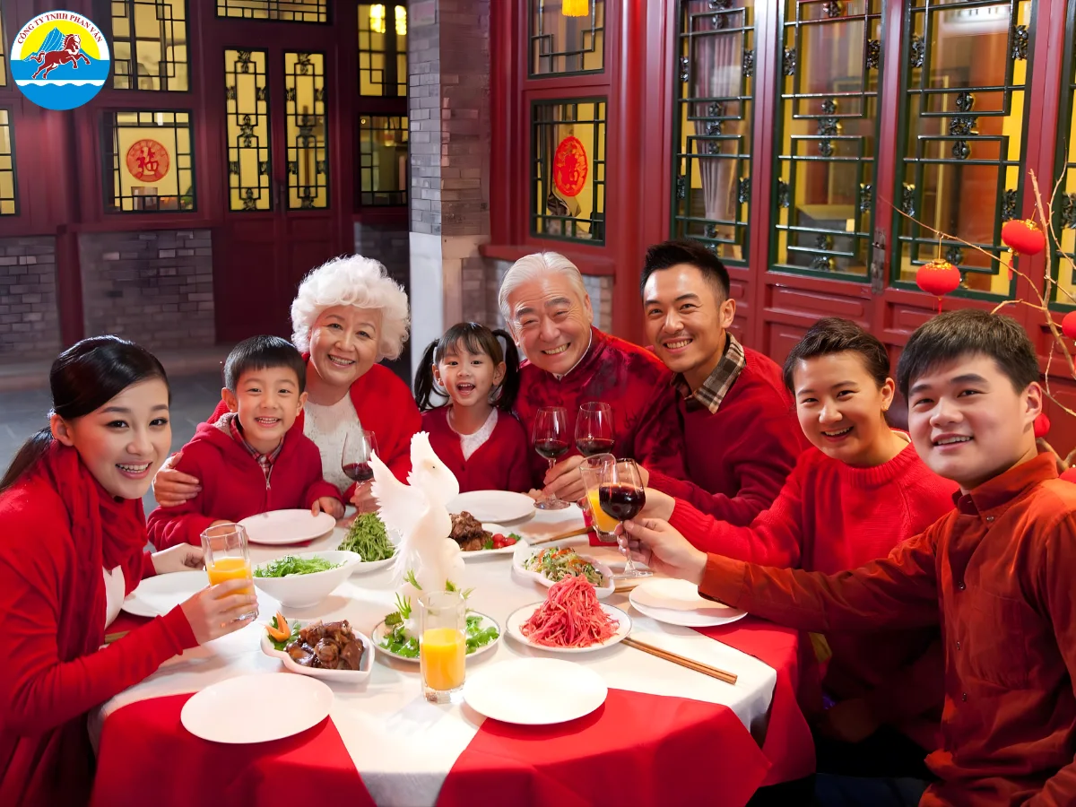 Tết Âm lịch đánh dấu thời khắc sum vầy gia đình