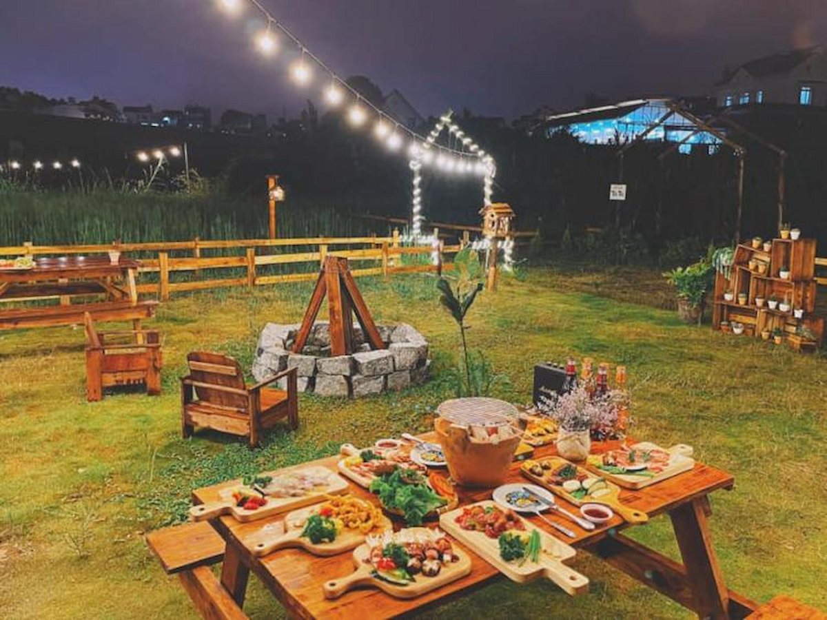 du-lich-tu-tay-nau-nuong-thue-phong-khach-san-co-bep-ngay-phan-van-hotel-2